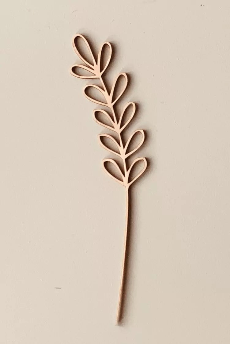 Filigrane Holzblumen