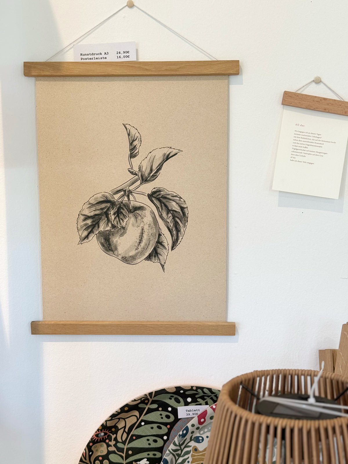 druck Apfel Graspapier von not Papeterie in Posterleiste von Stadtrand Stil