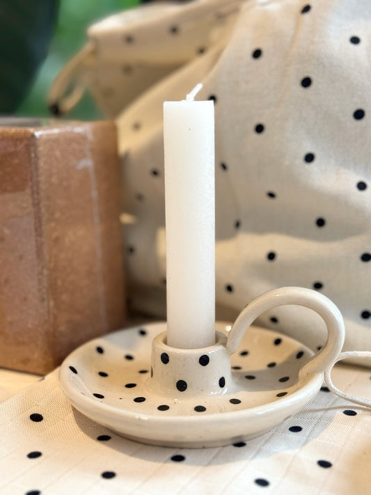 ecru schwarz gepunktete kerzenschale dots von moshimoshi bei Stadtrand Stil