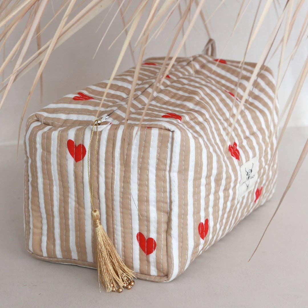 Kulturtasche beige gestreift mit herzen von love Ibiza