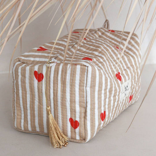Kulturtasche beige gestreift mit herzen von love Ibiza