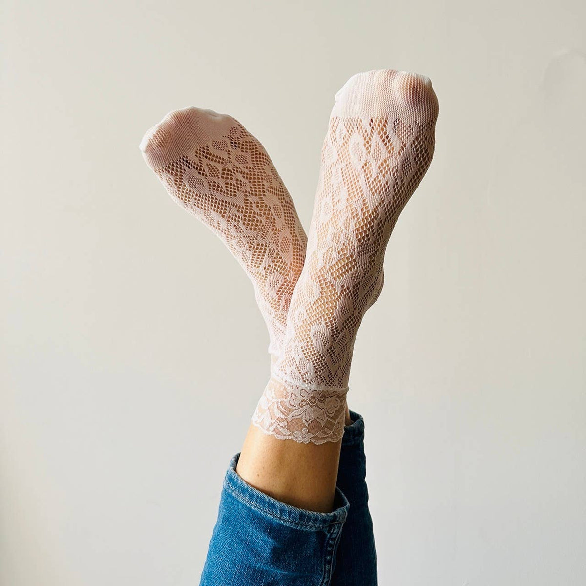 Socken mit Spitze