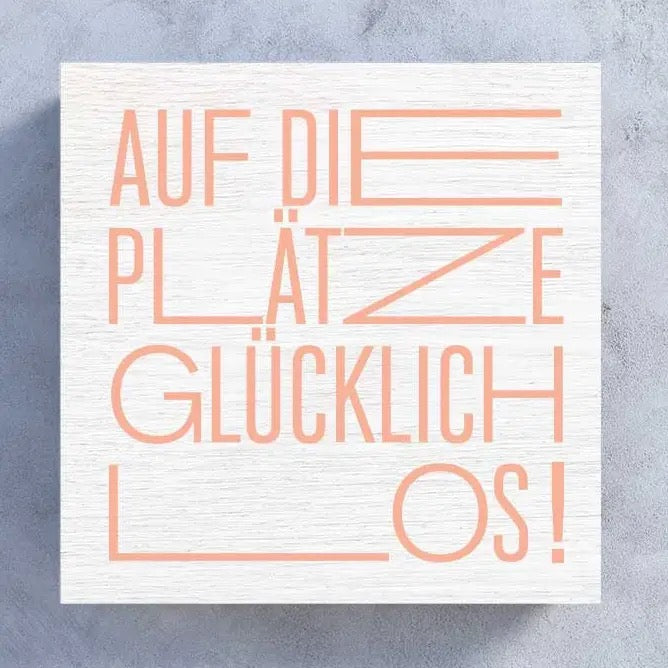 Holzschild "Woody" - Auf die Plätze