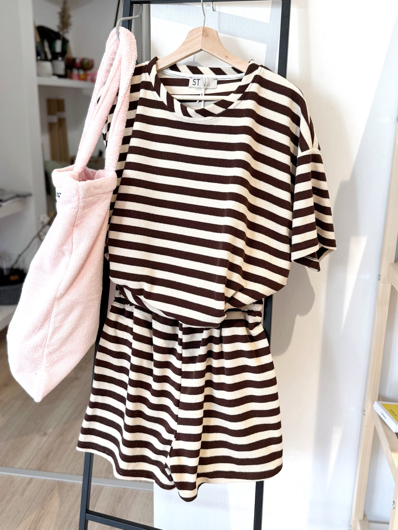 Frottee Shorts & Shirts