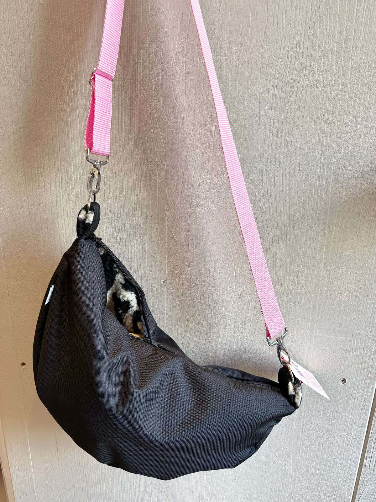 Crossbody Wheater Bag