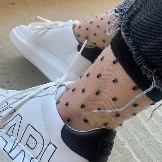 Transparente Socken mit Polka-Dots