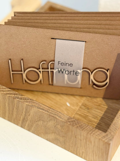 Schriftzug "Hoffnung" aus Holz 